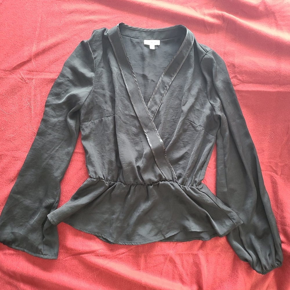 Black V-neck cinched waist blouse